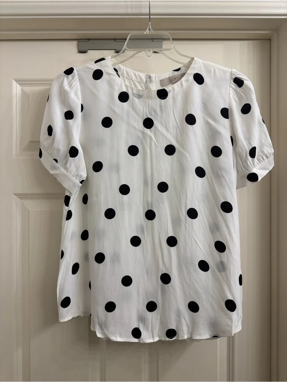 NWT LOFT White with Black Polka Dots  Button Back Blouse size Medium